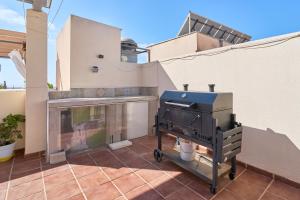 Amplio Ático De 2 Habitaciones