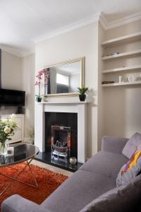 Prospect Place - Victorian Home - Central Location