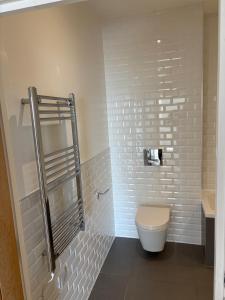 Luxury 2 Bedroom Apartment with Full Seaviews