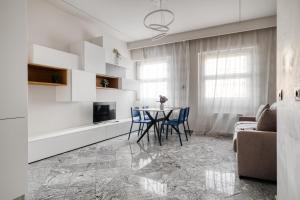 Vitruvio Central Station - Big flat