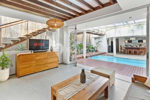 Ombak Villa by Kozystay - Canggu