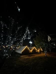 Redleaf resort and cafe