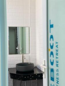 Reboot Retreat Beach Resort, Restaurant, and Coffee Shop