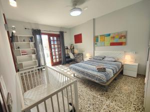 Amplia casa 5 habitaciones en Santa Cruz con zona para trabajar