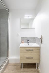 M005 Marquer T2 appartement élégant en centre ville