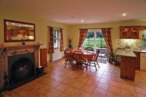 3 Bed in Goleen oc-i077