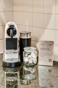 Secure 2bed Apartment in the Marina Carradale 002