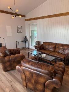 4BR Summerhouse with HotTub and Sauna in South Iceland