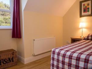 4 Bed in Portnoo oc-ii16953