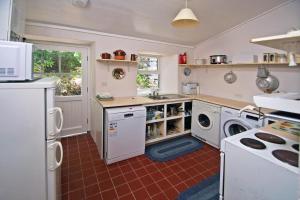 4 Bed in Renvyle oc-i258