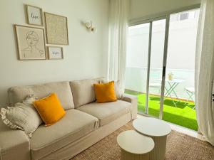 Peaceful Beach House by CanaryScape