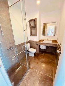 استوديوا بالجونه