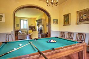 Villa Lo Scoiattolo by PosarelliVillas