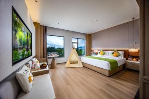 Kunming Healing Mind International Hotel Kunming Dianchi Grand View Park Fuhai Metro Station Branch 5-Star Hotel suite