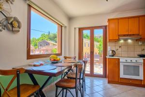 Villa Amarilda - Private Pool & Garden in Corfu