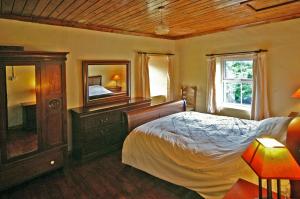 4 Bed in Portmagee oc-i164