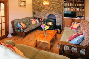 3 Bed in Portmagee oc-ii03197