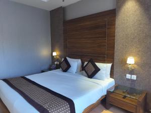 Stellar Resorts By Bel-La Monde, Rajokri, Near IGI Airport, Delhi