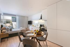 Casa do Realismo by Sé Apartamentos