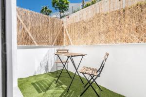 Mijas gem with terrace, pool & parking REMS