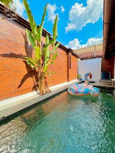 chrome hotel & resort solo