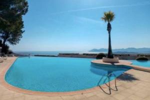 Studio with sea and pool view