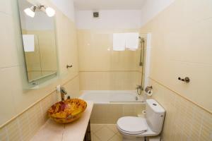 Jasne i Eleganckie Studio 3city w Sopocie by Noclegi Renters