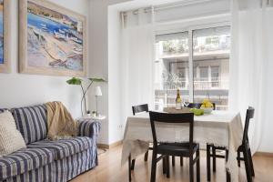 Lets Holidays Centric Apartment in Barcelona