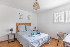 Bright House With Terrace And Garden