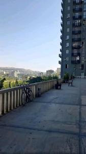 Modern White Apartment, Tbilisi Shartava