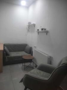 Modern White Apartment, Tbilisi Shartava