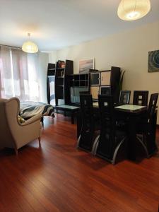 Amplio con 2 baños y 4 camas dobles