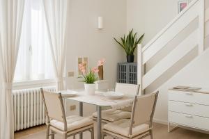 LA CORTE DEL CASTELLO