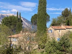 Les Eyssaux en Baronnies Provençales