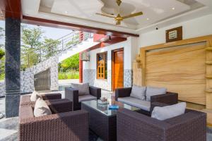 ELIVAAS Ivory estate 5 BHK Farm with Pvt Pool, Gazebos & Lounge Area