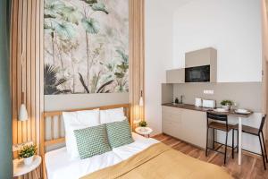 Colorful Studio Top Location AC