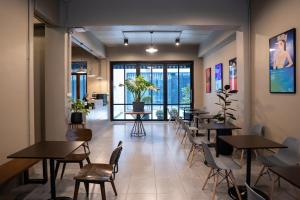 Crownex Studio Deluxe