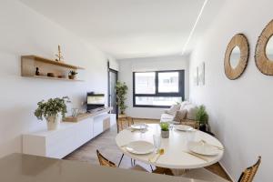 Alicia - Chic and Elegant Apartment with Modern Comfort