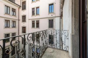Sempione12-Elegante Bilo with Balcony - B Home