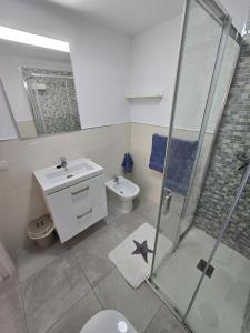 Casa Alisio, Peaceful and Central - 2 Bathroom