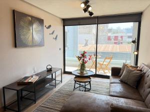 HOM I En Providencia 1D1B 2PAX Metro Santa Isabel GB 103