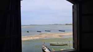 Kitinet semi mobiliada ótima localização