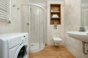 Nadmorski Apartament 550 m do Plaży i Taras by Noclegi Renters