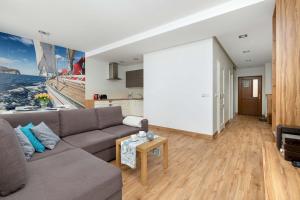 Nadmorski Apartament 550 m do Plaży i Taras by Noclegi Renters