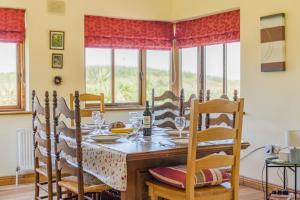 4 Bed in Kilmuckridge oc-ii09888