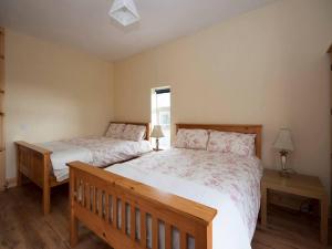 4 Bed in Carrigaholt oc-ii15582