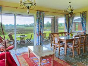 4 Bed in Dingle oc-ii13350