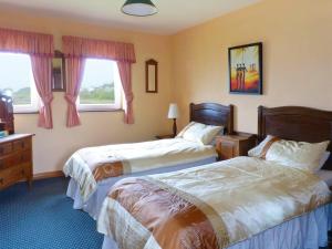 4 Bed in Dingle oc-ii13350