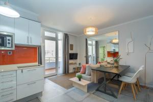 Canteras Seaviews - Balcony & Beach