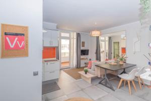 Canteras Seaviews - Balcony & Beach